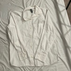 White long sleeve button up blouse